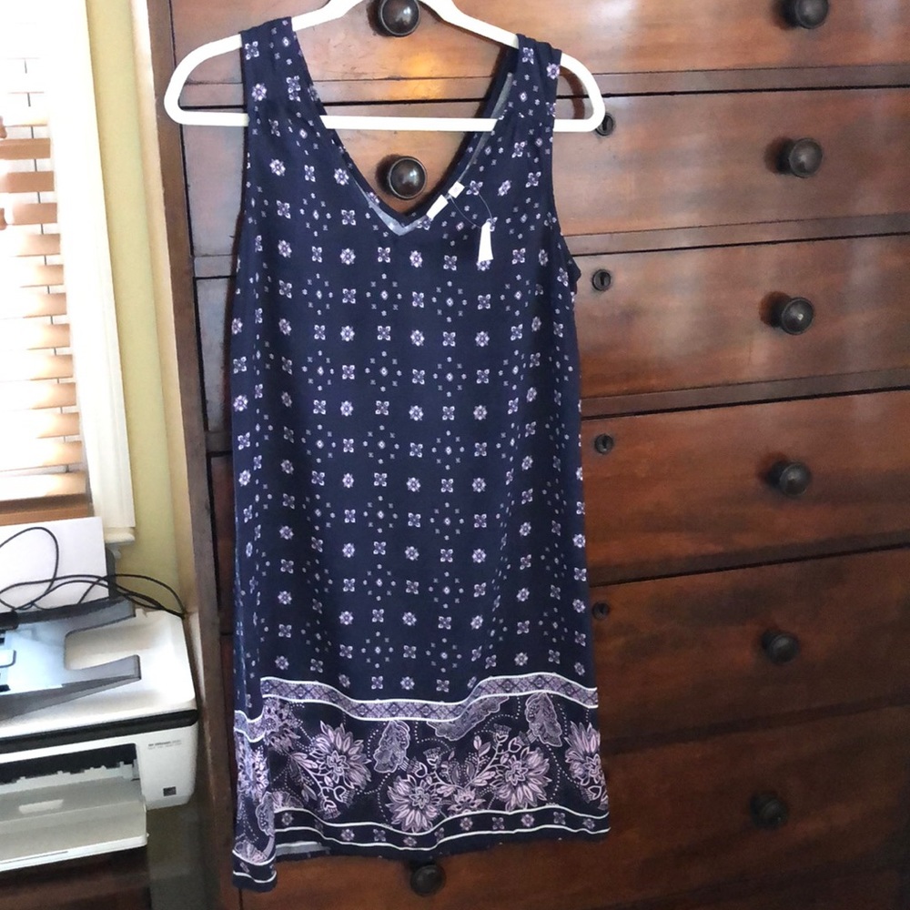 Women’s XTRA Small Sleeveless V-Neck Shif Print